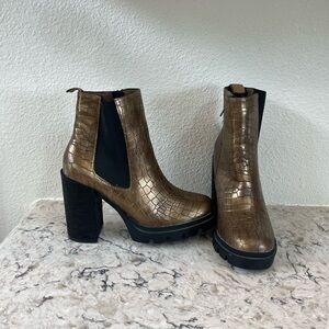 ShuShop Metallic Croc-Patterned Heeled Boots